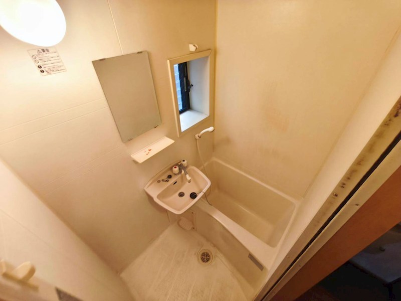 COLONNA MILIARE 風呂画像