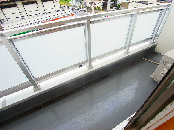 リブリ・ソレーユはつみ ベランダ