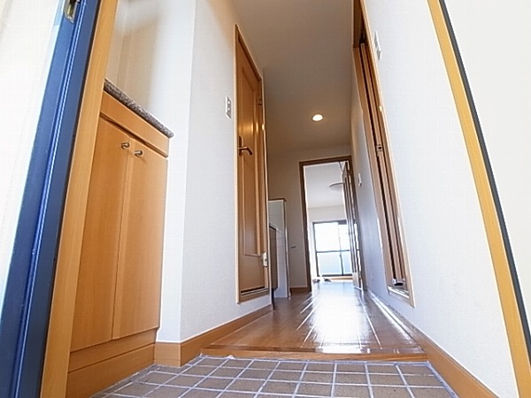 アレグラール 玄関