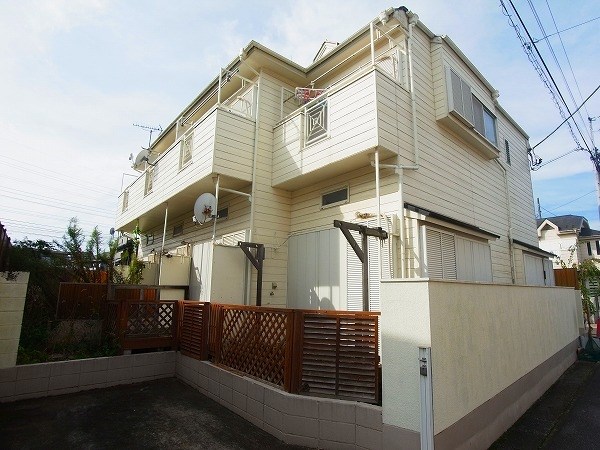 カサベラ三番館 101号室 外観