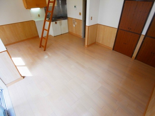 カサベラ三番館 リビング