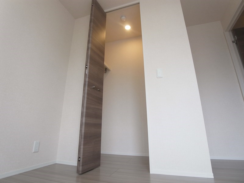 リリー　アネラ その他3