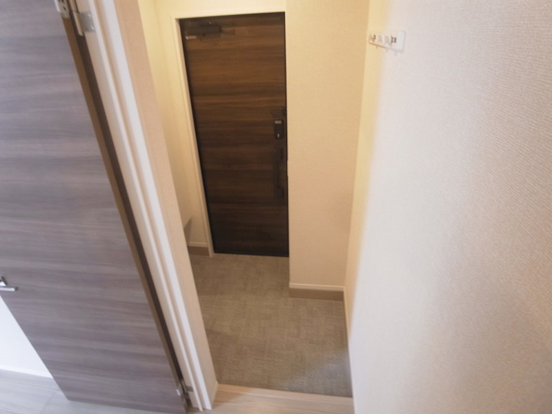 リリー　アネラ 玄関