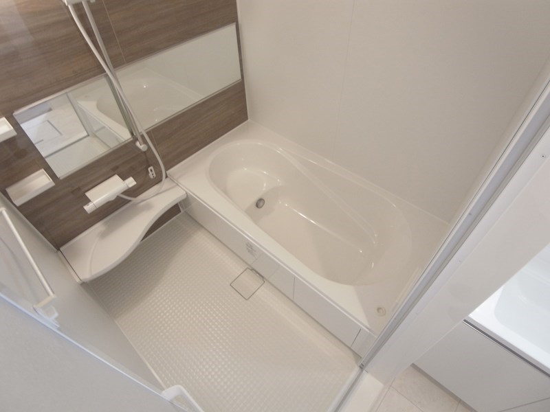 リリー　アネラ 風呂画像