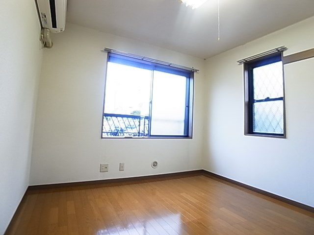 アヴニールＢ ベッドルーム