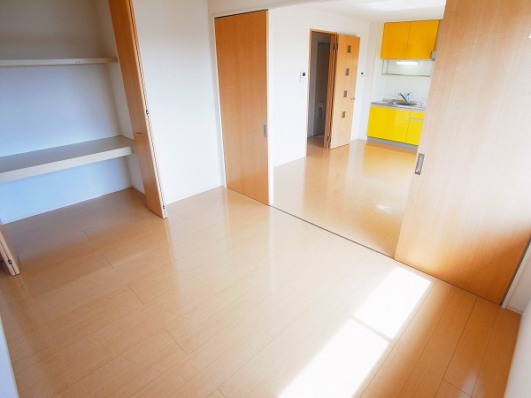 Ｋ・ファミリア ベッドルーム