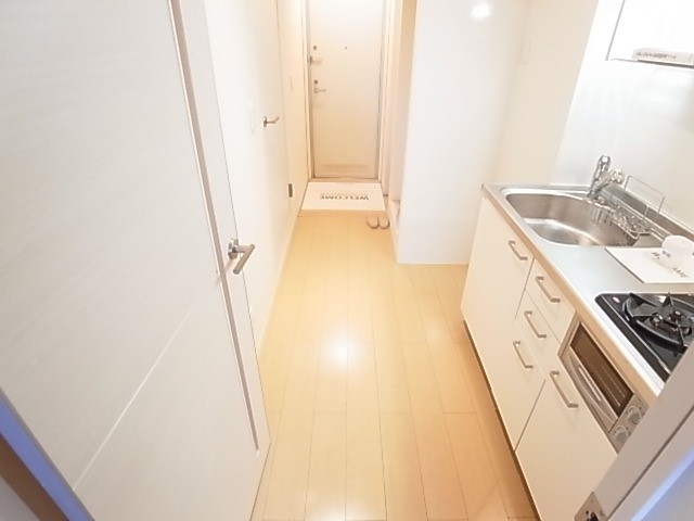 エヴァー リビング