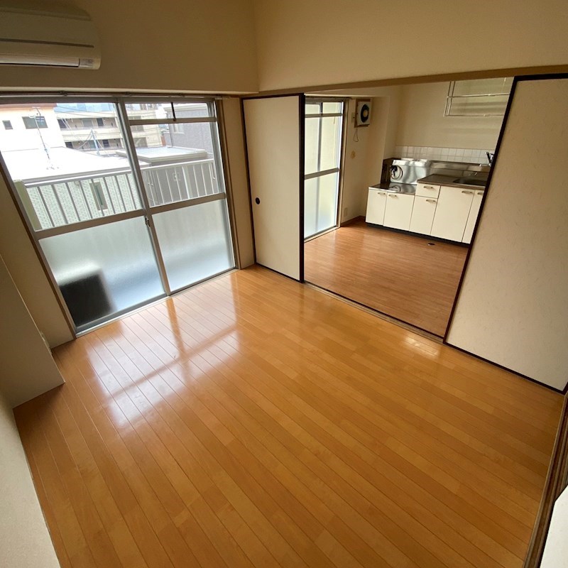 山口マンション ベッドルーム