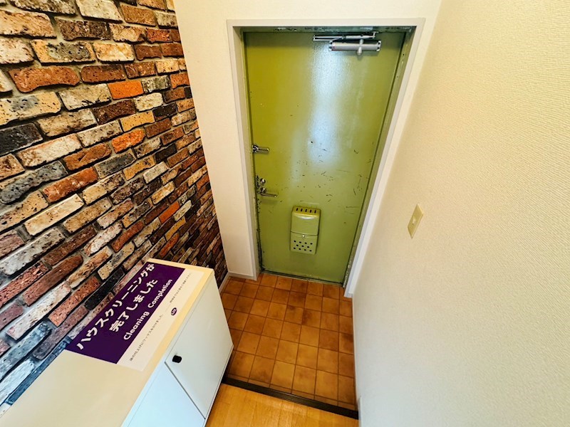 ヤマユウ第８ビル 玄関