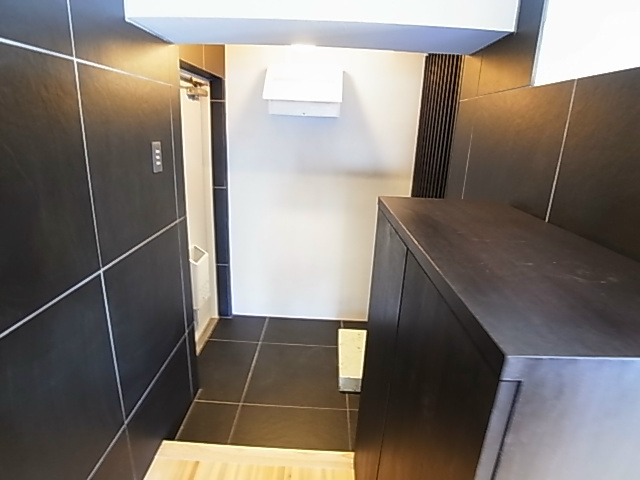 ブリックハイツ 玄関