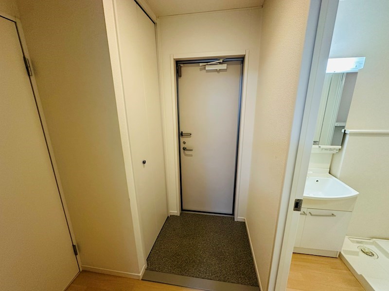 ヒログランデ 玄関