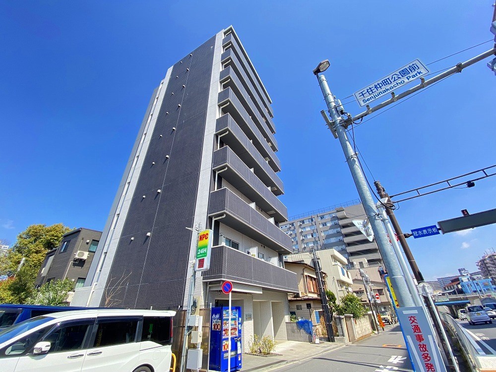 スプレスター北千住 外観写真