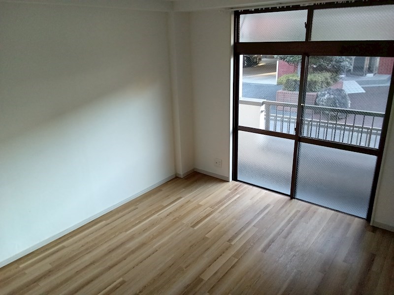 東京アパートメント リビング