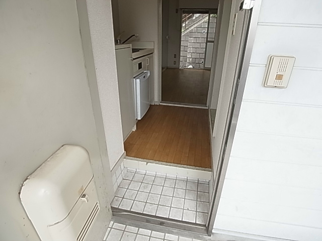 ジュネパレス新松戸第13 玄関