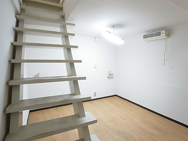 ジュネパレス新松戸第13 ベッドルーム