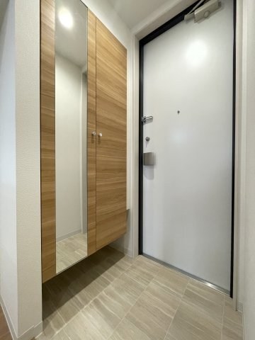 ウィンドテラス矢切 玄関