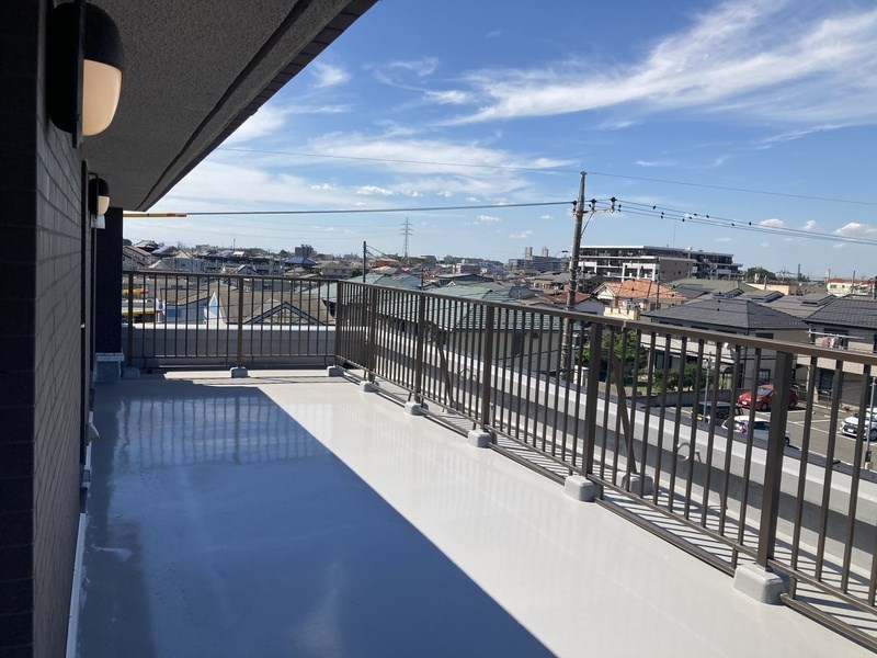 ヴェラハイツ六実駅前 ベランダ