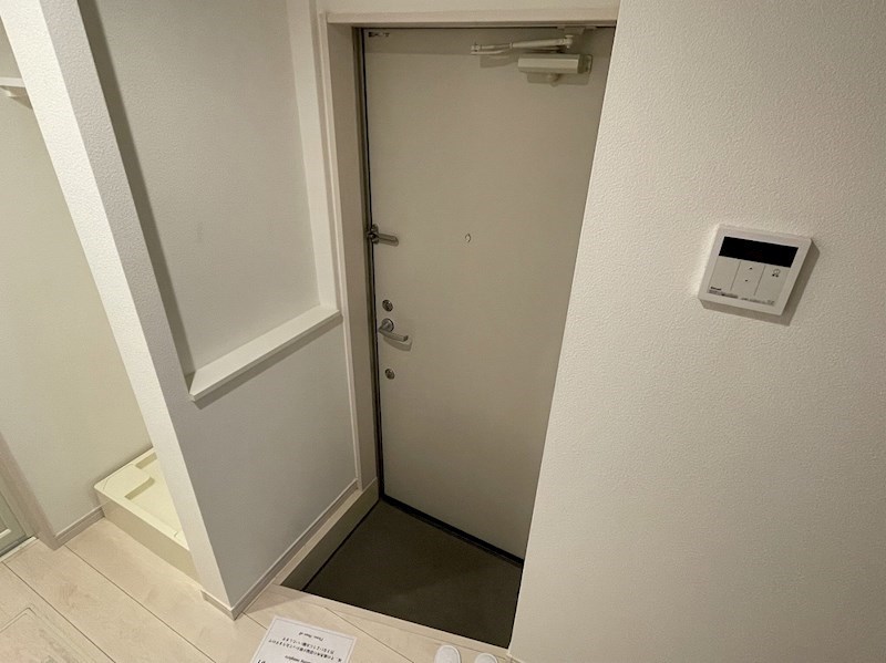 エムキューブ北綾瀬 玄関