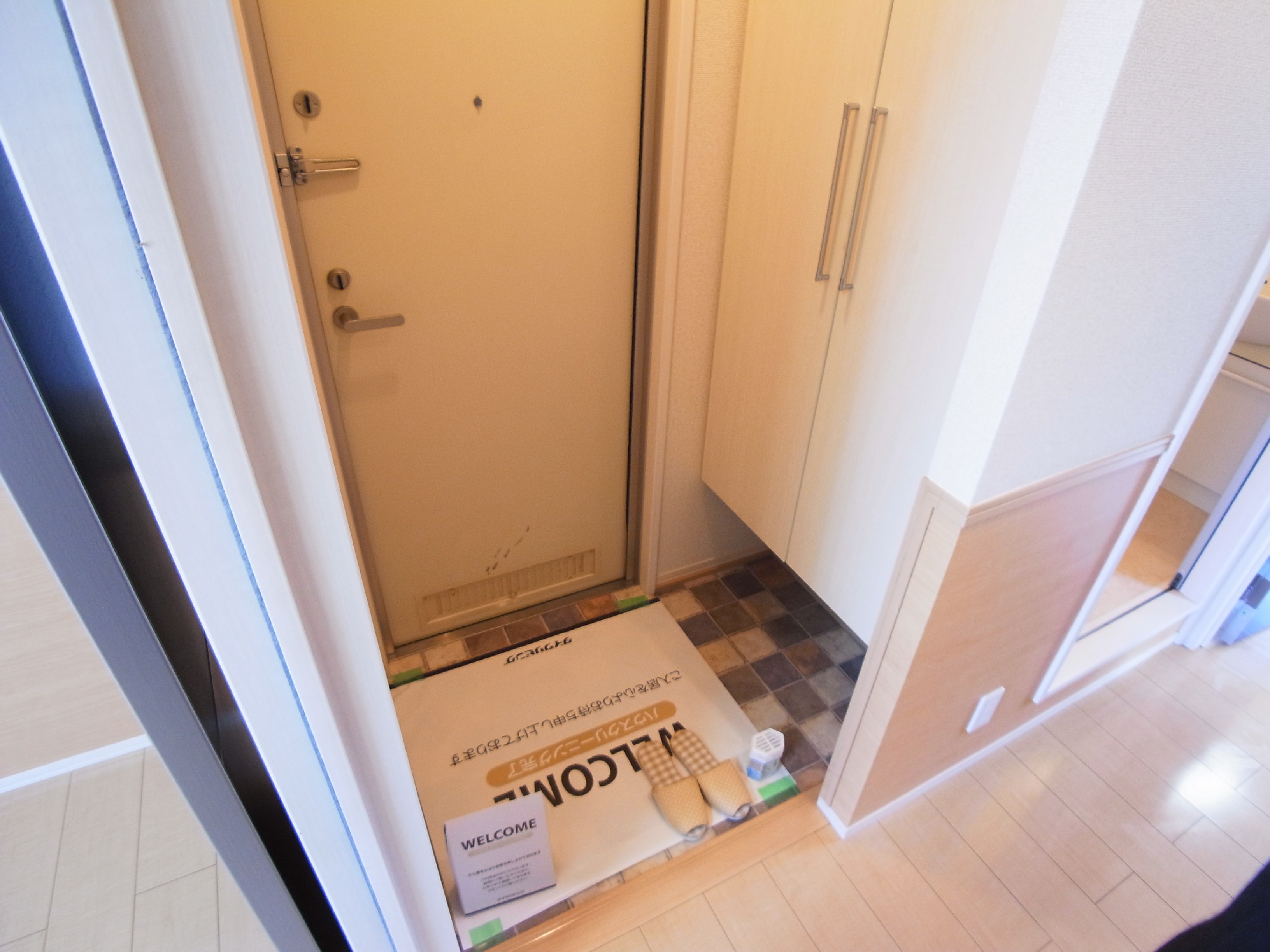 春日レジデンスⅡ 玄関