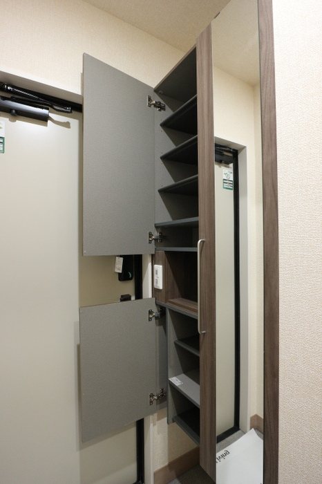 カミーノ　コモド　Camino　Comodo  玄関