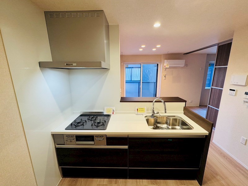 ﾙｶﾞｰｾｸﾞｰﾛ　LugarSeguro キッチン