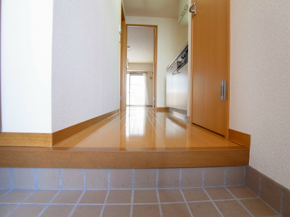 フラワーマンション天王台  玄関