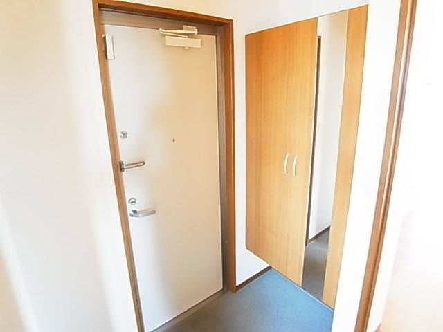 ｐｏｒｔｅ　ｂｌｅｕｅ（ポルトブルー） 玄関