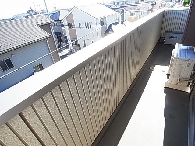 ｐｏｒｔｅ　ｂｌｅｕｅ（ポルトブルー） ベランダ