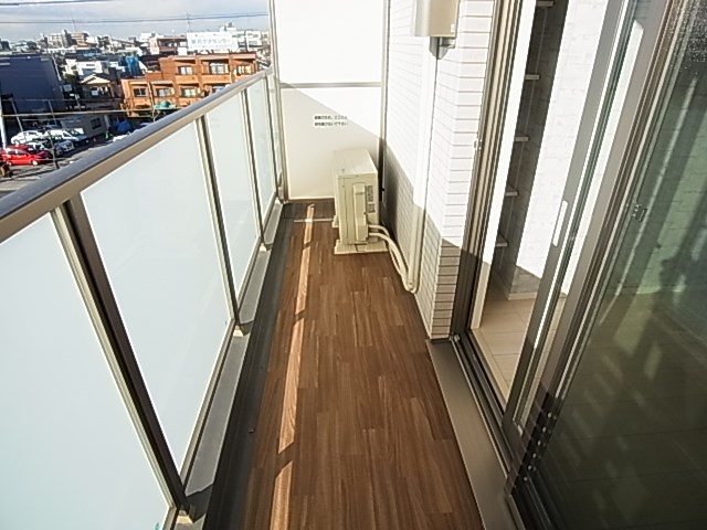 ラフィスタ大師前３ ベランダ