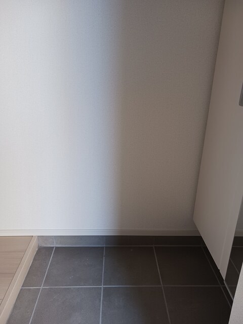 キーファー・リーフ 玄関