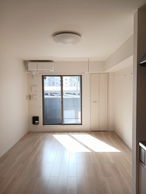 キーファー・リーフ リビング