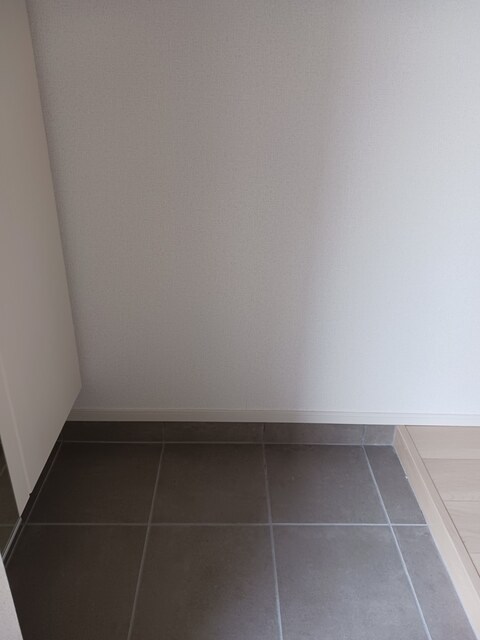 キーファー・リーフ 玄関