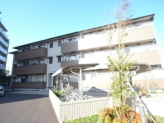 ペレグリン 202号室 外観