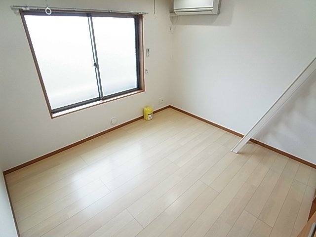 イー・シティⅢ ベッドルーム