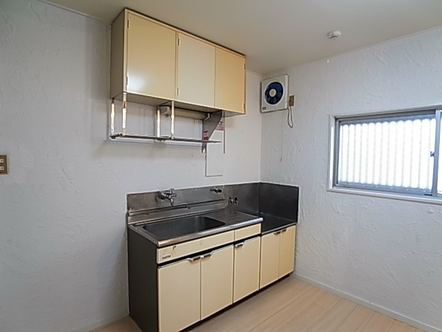 ステーションハイツ キッチン