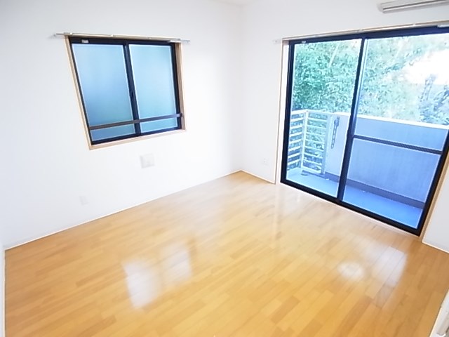 ロイヤル・クレスト リビング