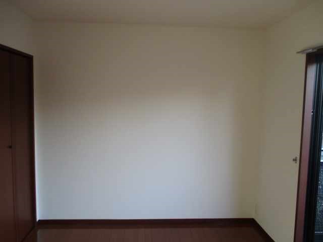 ピースドミトリーB リビング