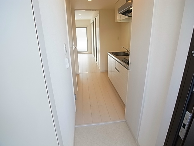 リブリ・アルヴィータ 玄関