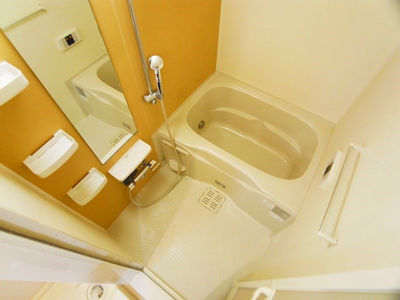 ラ　ラ　トマート　B 風呂画像