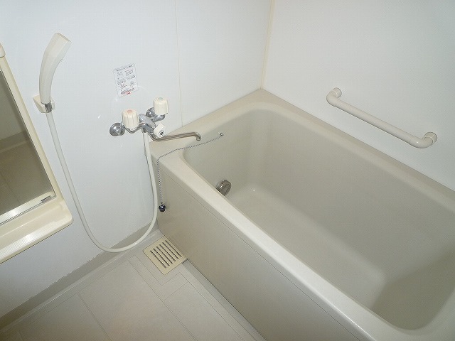 モラダ・アケボノ 風呂画像