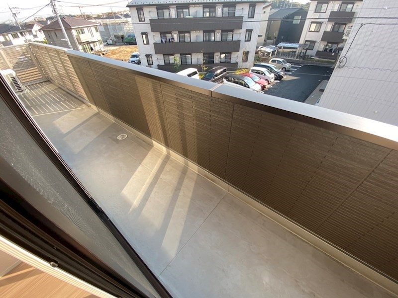 リリー　アネラ ベランダ