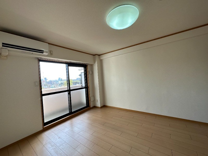 アルファマ ベッドルーム