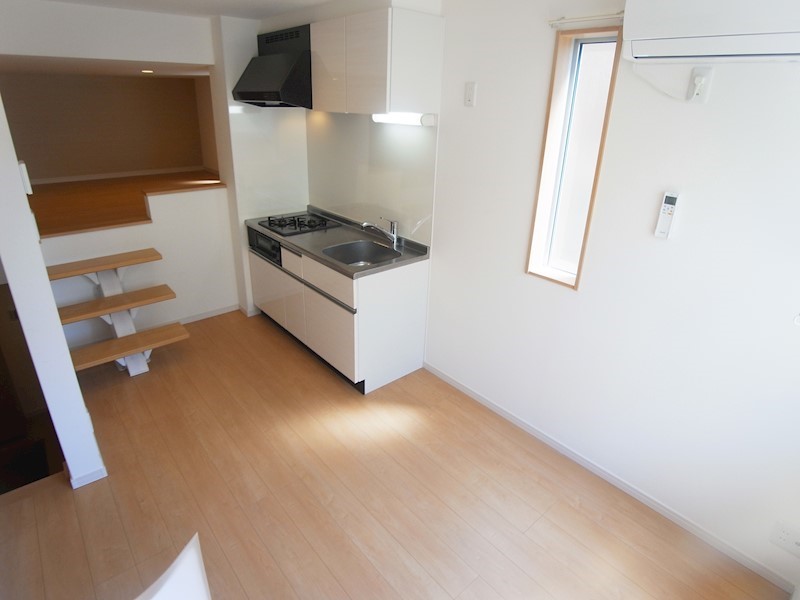 RIZEST　MK柏 リビング