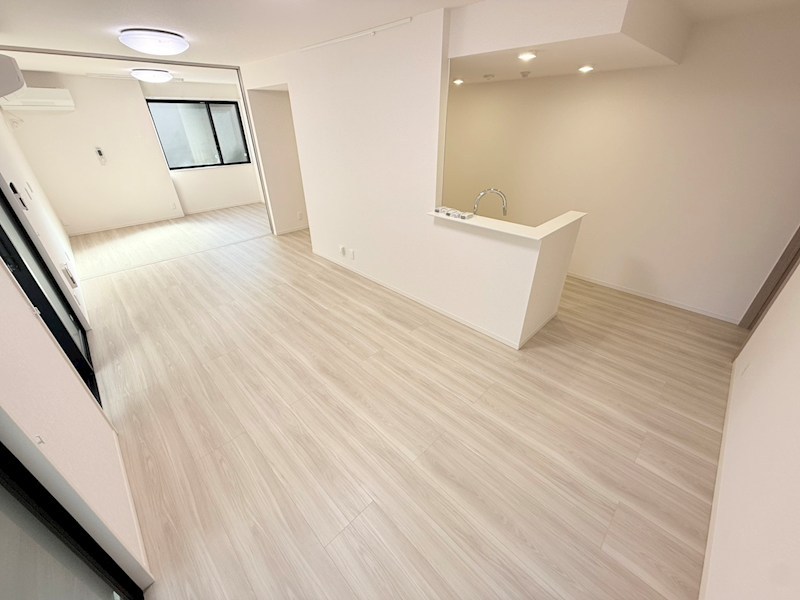 オードリーコート リビング