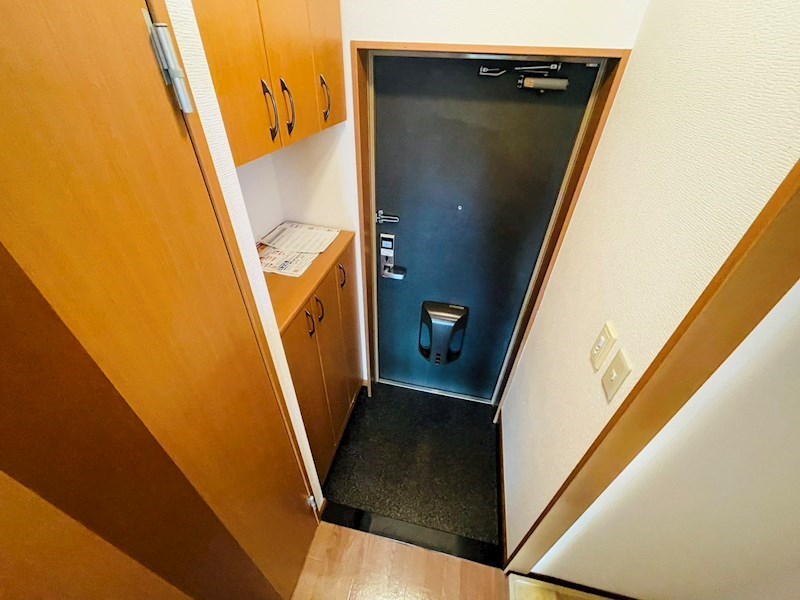 シェルル江北 玄関