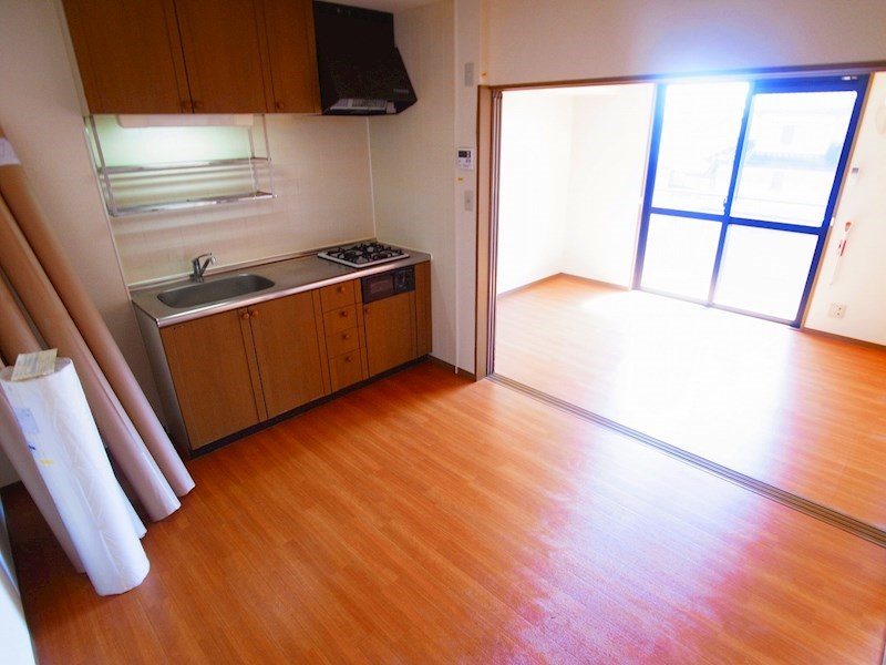 ジュネススズキ リビング