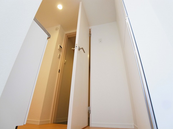 Oaks　～オークス～ 玄関