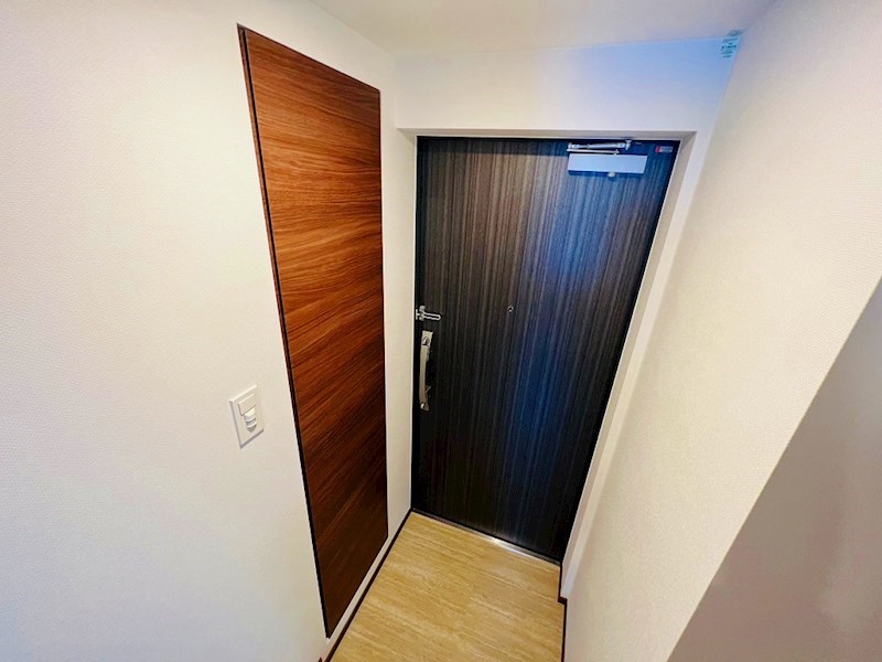 ジェノヴィアお花茶屋Ⅱスカイガーデン 玄関