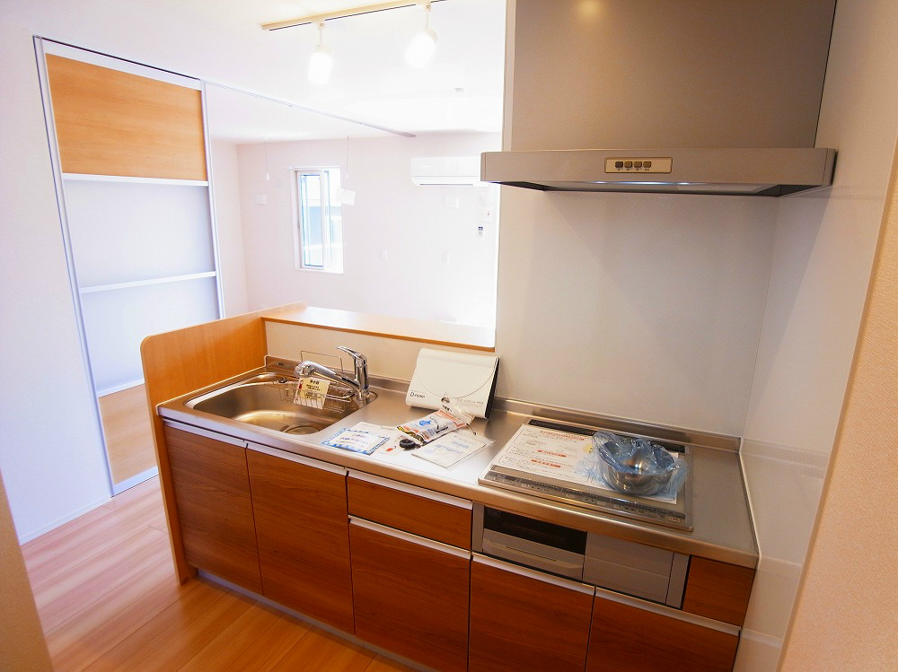 Reale B キッチン