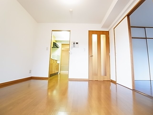 メゾンドボヌール梅島 リビング